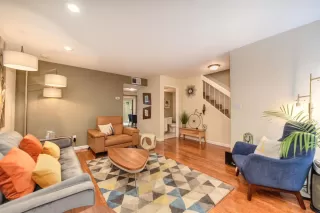 Photo #3: 20063887 Listing