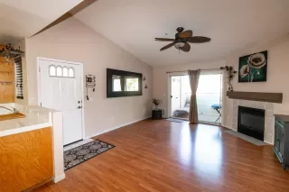 Photo #2: 20063998 Listing 