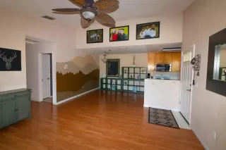 Photo #3: 20063998 Listing 