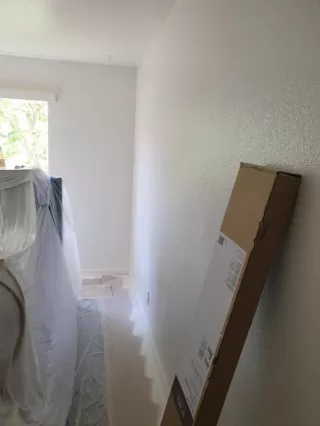 Photo #5: 20064061 Listing