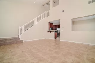 Photo #2: 20064575 Listing 