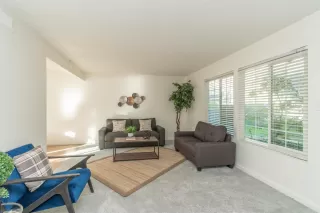 Photo #4: 20064839 Listing