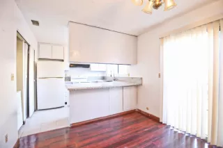 Photo #6: 20065048 Listing