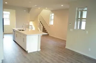 Photo #3: 20065060 Listing