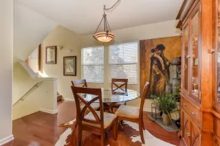 Photo #6: 20065321 Listing 