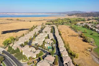 Photo #3: 20065835 Listing