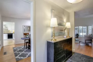 Photo #5: 20065894 Listing