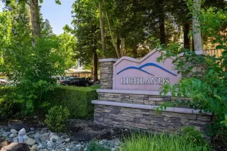 Photo #1: 20065900 Listing