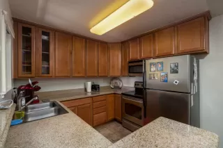 Photo #4: 20065900 Listing