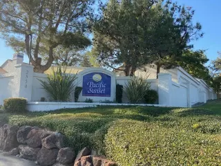 Photo #1: 20066313 Listing 