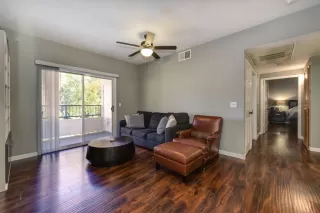 Photo #5: 20066313 Listing 