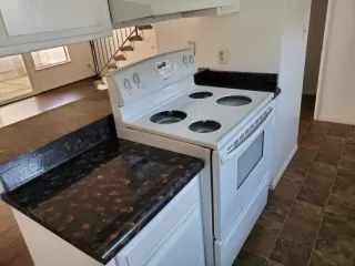 Photo #5: 20066328 Listing 