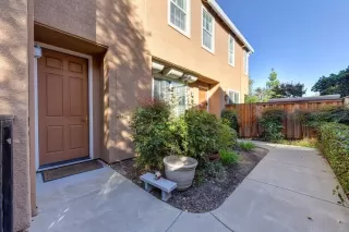 Photo #3: 20066661 Listing