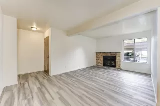 Photo #2: 20066739 Listing 