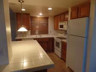 Photo #6: 20066759 Listing