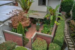 Photo #1: 20066798 Listing