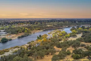 Photo #4: 20066798 Listing