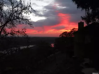 Photo #5: 20066798 Listing