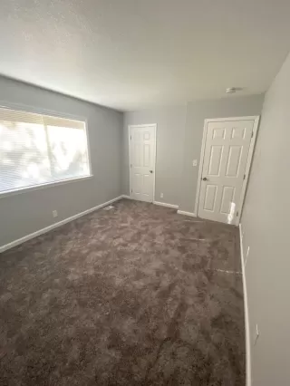 Photo #4: 20066824 Listing