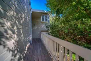 Photo #1: 20066918 Listing