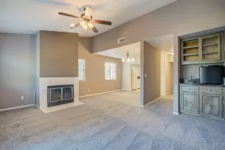 Photo #3: 20066918 Listing