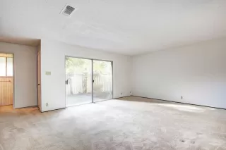 Photo #2: 20067717 Listing