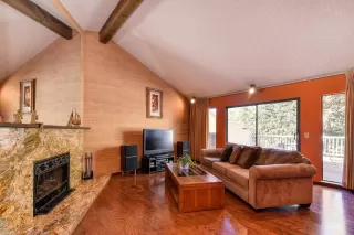 Photo #5: 20067831 Listing