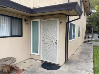 Photo #2: 20068048 Listing