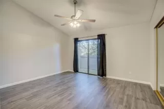 Photo #3: 20068206 Listing 