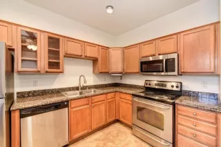 Photo #4: 20068785 Listing