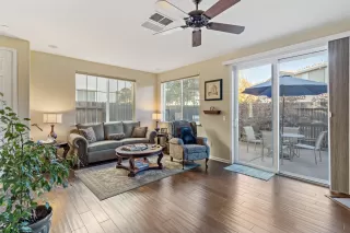 Photo #3: 20068796 Listing