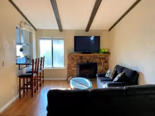 Photo #1: 20068843 Listing