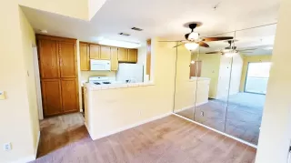 Photo #6: 20068978 Listing 