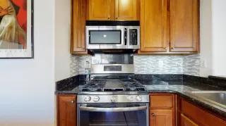 Photo #6: 20069129 Listing