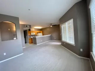 Photo #3: 20069356 Listing 