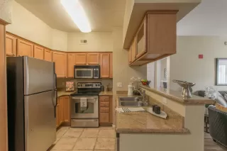 Photo #5: 20069444 Listing