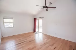 Photo #5: 20069449 Listing