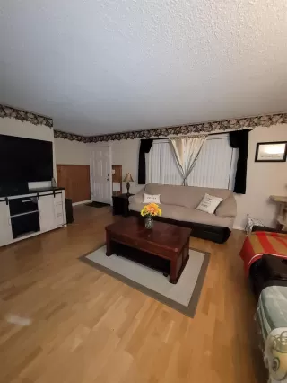 Photo #3: 20070060 Listing 