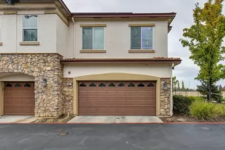 Photo #2: 20070228 Listing