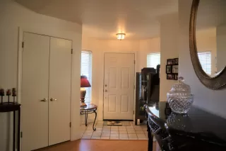 Photo #3: 20070563 Listing