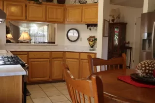 Photo #5: 20070563 Listing