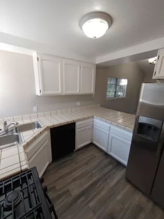 Photo #3: 20070643 Listing 