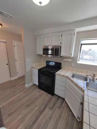 Photo #4: 20070643 Listing 