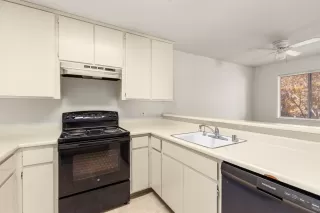 Photo #2: 20070939 Listing