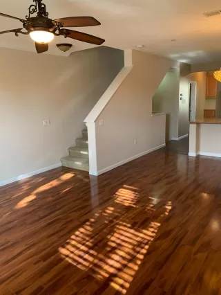 Photo #2: 20071029 Listing 