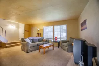 Photo #4: 20071359 Listing