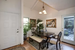Photo #2: 20071367 Listing 