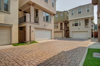 Photo #2: 20071455 Listing