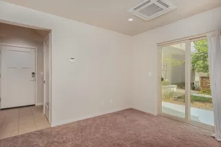 Photo #5: 20071455 Listing