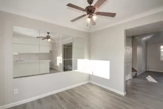 Photo #5: 20071516 Listing